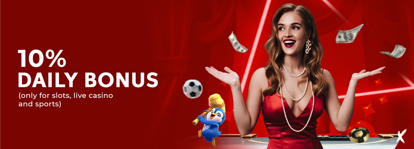 Maxwin promotional banner featuring two playful cartoon thief characters carrying money bags, promoting a 10% Unlimited Midnight Bonus available daily from 3:00 AM to 6:00 AM against a nighttime city backdrop.